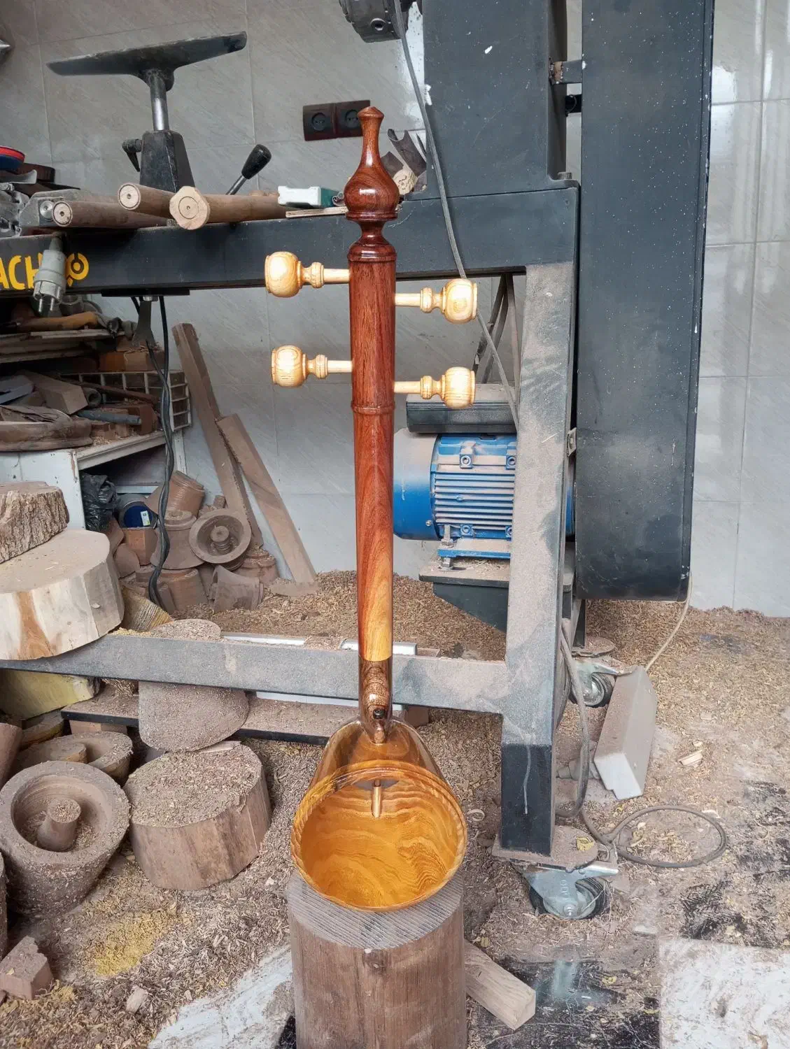 کاسه گلدونی|سازهای سنتی|خرمآباد, |دیوار