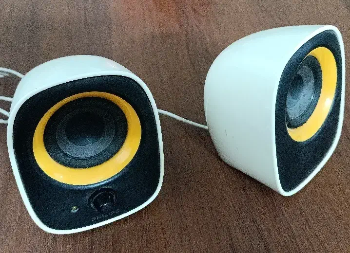 اسپیکر سیمی فیلیپس|قطعات و لوازم جانبی رایانه|قم, زنبیل آباد|دیوار