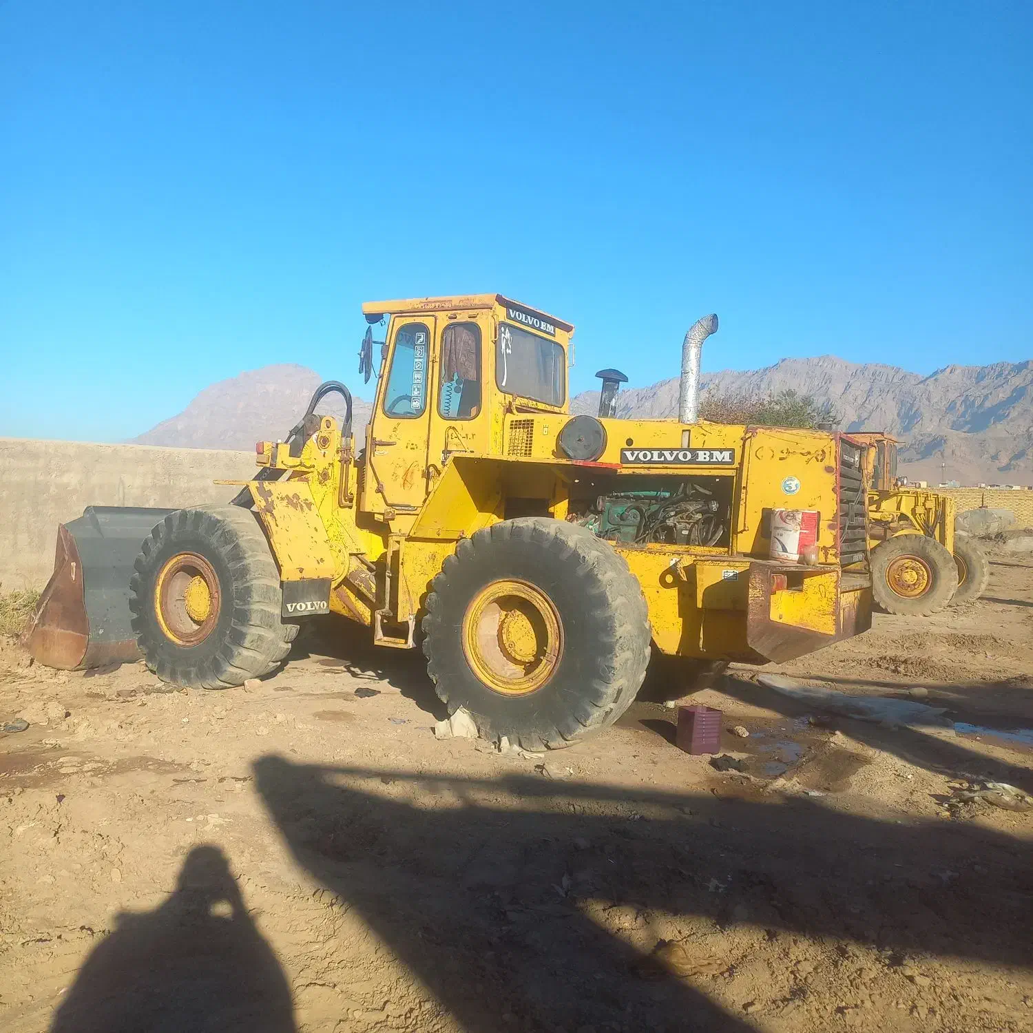 فروش لودر ولوو ۴۵۰۰جفت پمپ|خودرو سنگین|ایلام, |دیوار