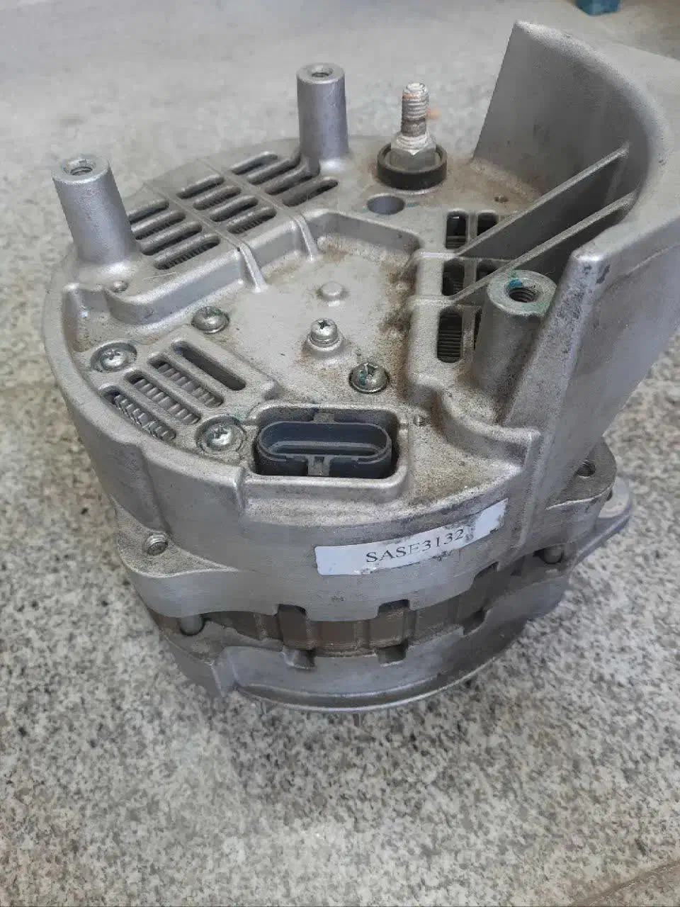 فروش انواع لوازم برقی اتوبوس ولو و اسکانیا|قطعات یدکی و لوازم جانبی|تهران, مسعودیه|دیوار