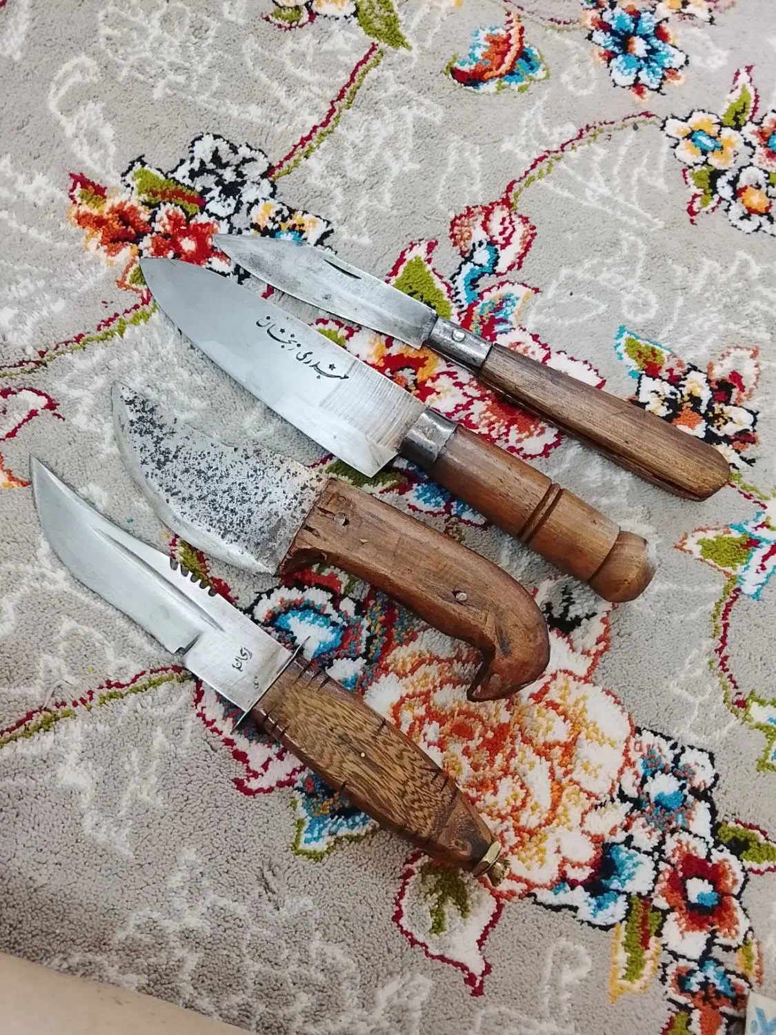 چاقو  قدیمی مفت|کوهنوردی و کمپینگ|قم, نیروگاه|دیوار