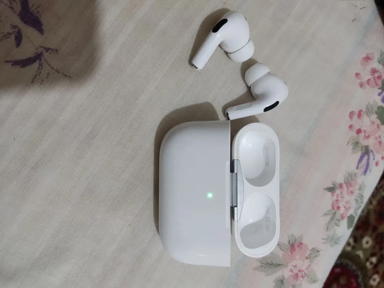 ایرپاد پرو اصلی|لوازم جانبی موبایل و تبلت|تربت‌حیدریه, طالقانی|دیوار