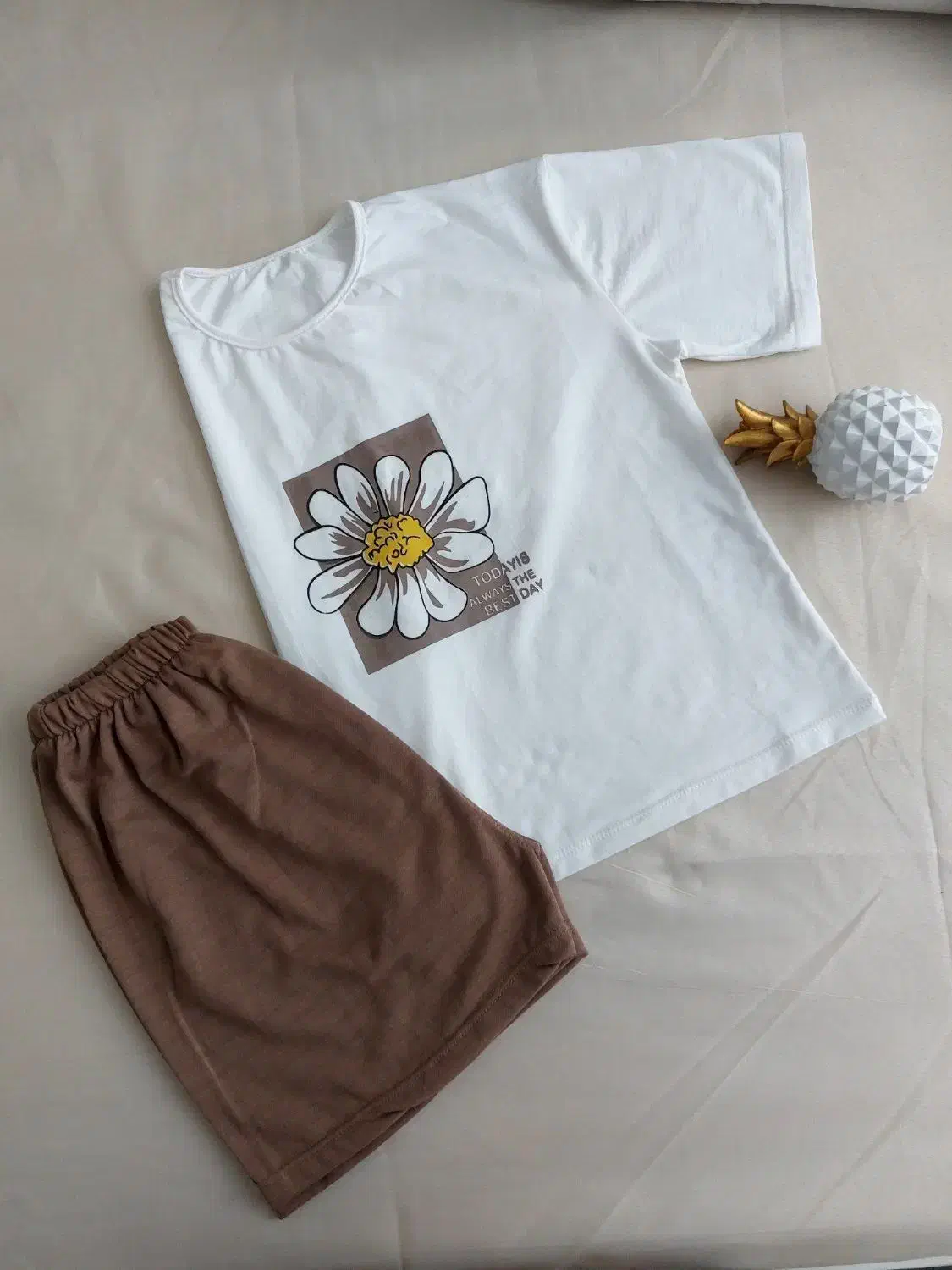 لباس نو|لباس|تربتحیدریه, جانبازان|دیوار