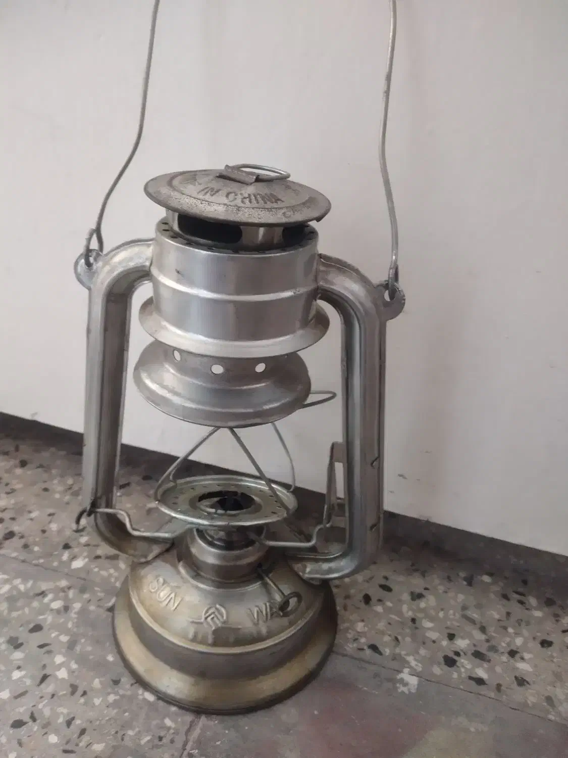 فانوس|کلکسیون اشیاء عتیقه|اردبیل, |دیوار