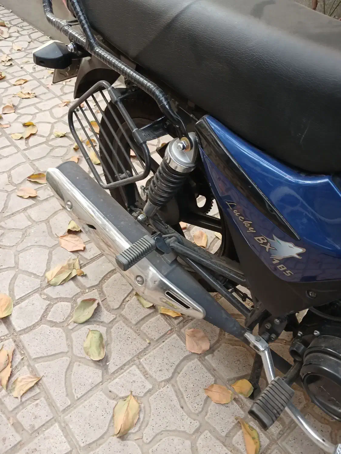 لاکی ۱۸۵ طرح باکسر|موتورسیکلت|تهران, استخر|دیوار