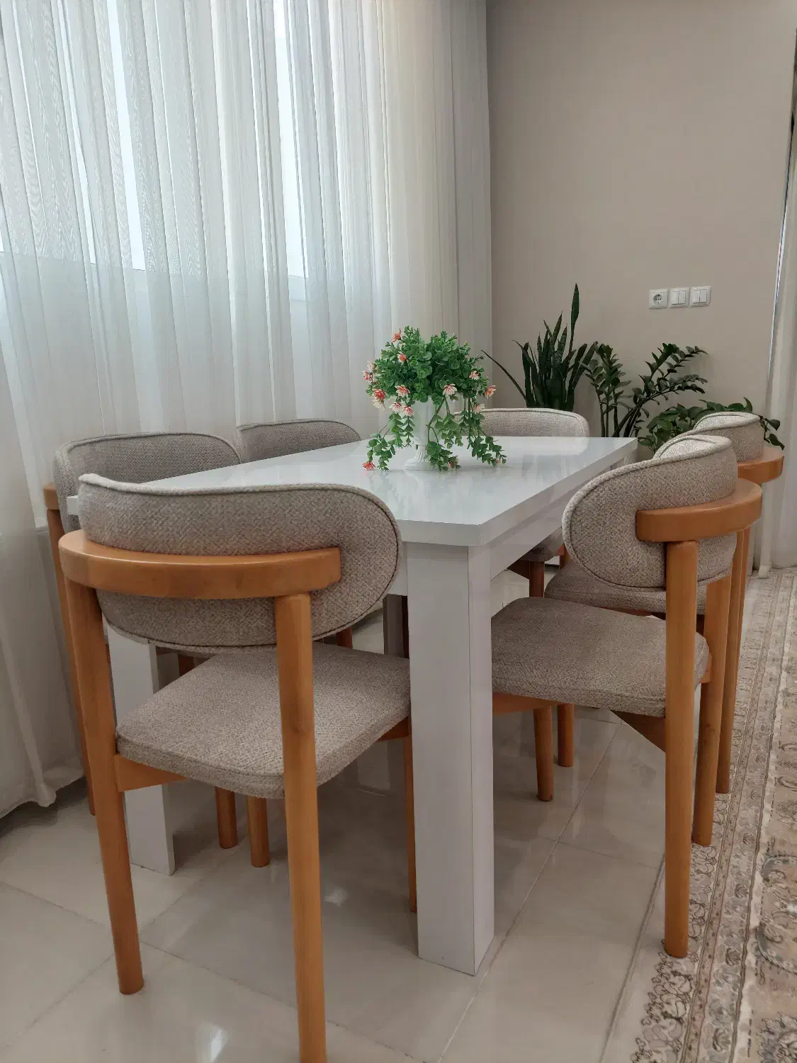 میز غذاخوری ۶ نفره|میز و صندلی غذاخوری|قم, نوبهار|دیوار