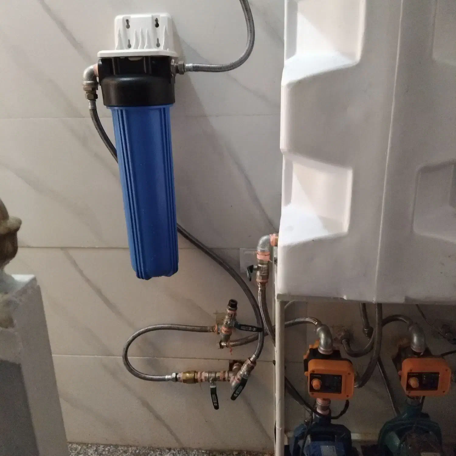 تاسیسات نصب و تعمیر تخصصی پمپ اب نصب مخزن لوله کشی|خدمات پیشه و مهارت|همدان, |دیوار