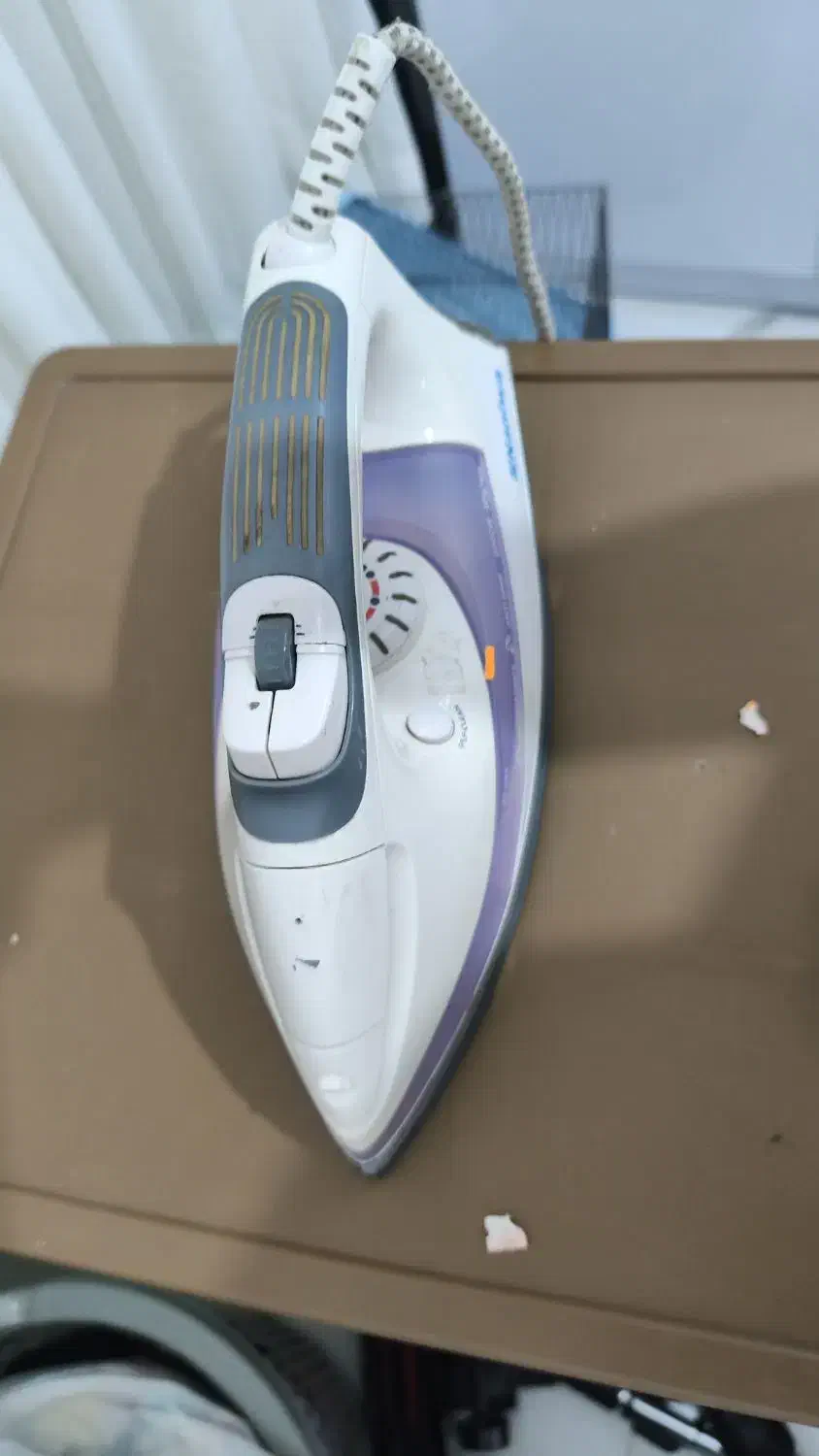 اتو بخار و اتوی سرد|اتو و لوازم اتو|رشت, پیرکلاچای|دیوار