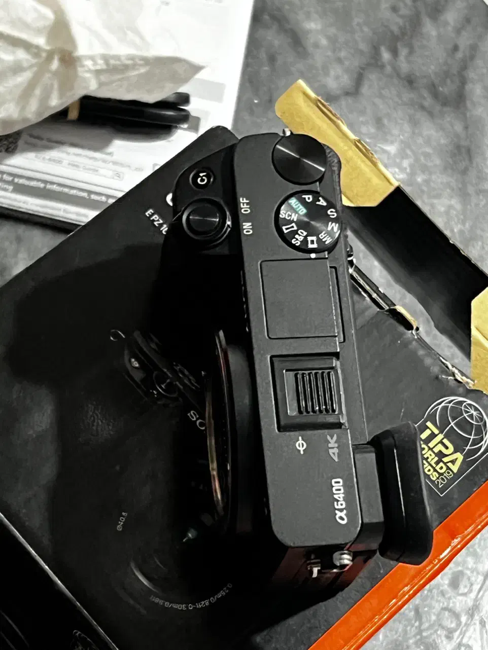 دوربین سونی آلفا ۶۴۰۰|دوربین عکاسی و فیلم‌برداری|بندرعباس, |دیوار