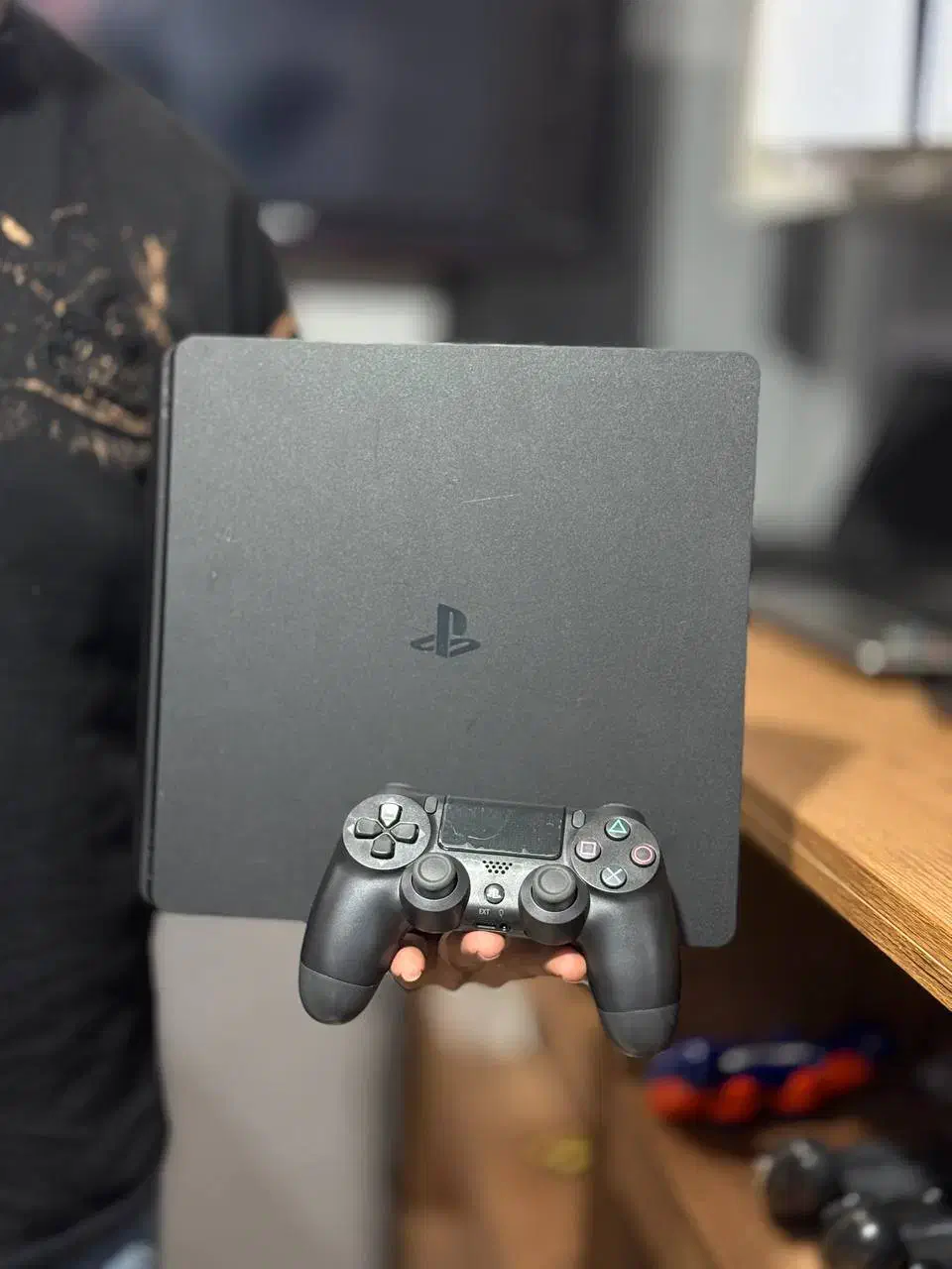 ps 4 با خیال راحت بخر|کنسول، بازی ویدئویی و آنلاین|قم, باغ شازده|دیوار