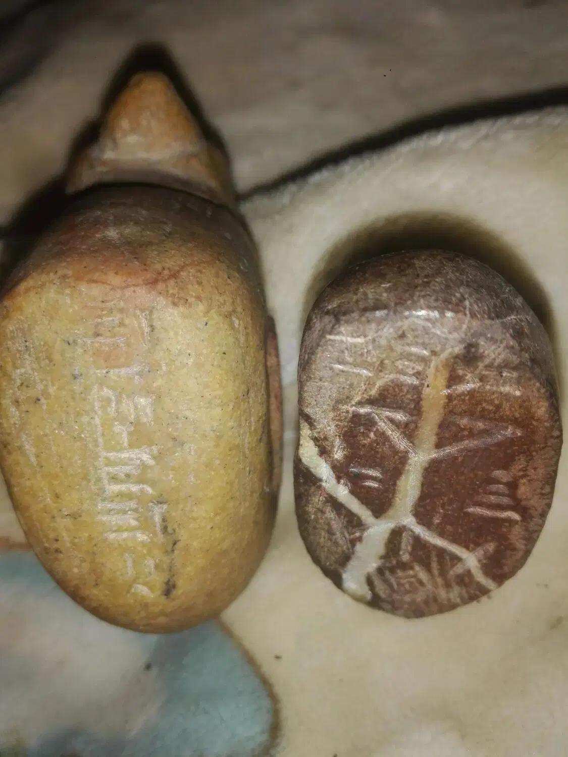 مهره ومجسمه سنگی|کلکسیون اشیاء عتیقه|شیراز, سلطان آباد|دیوار