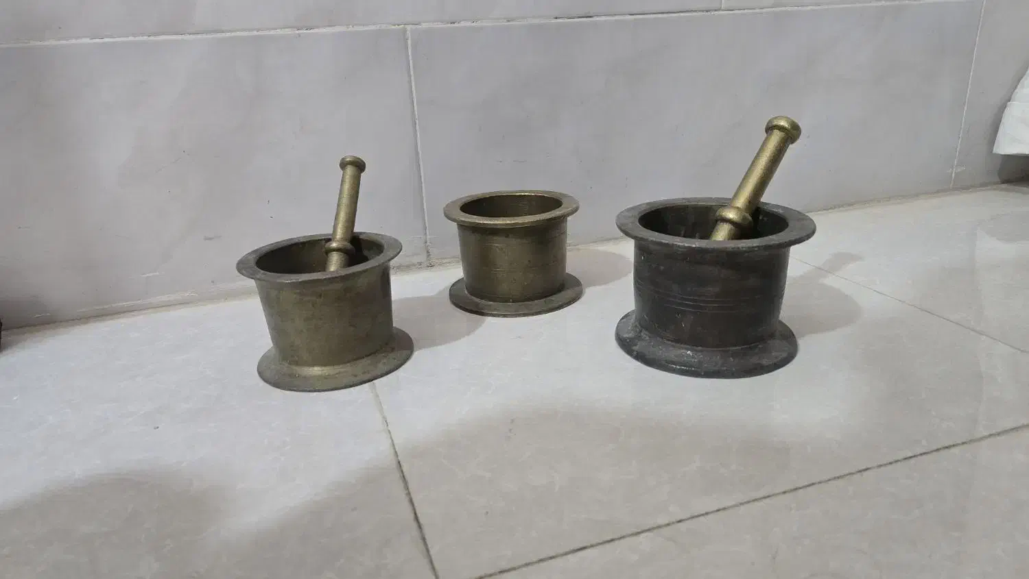 هاونگ|ظروف پخت‌وپز|شیراز, کرونی(خاتونک)|دیوار