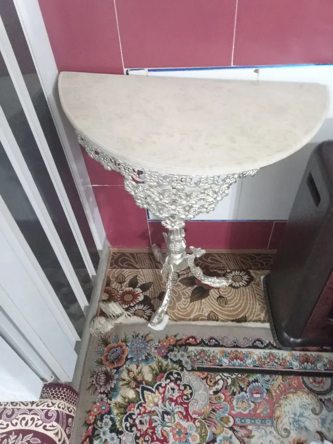 میزه اریشی|میز تلفن|نجف‌آباد, صالح آباد|دیوار