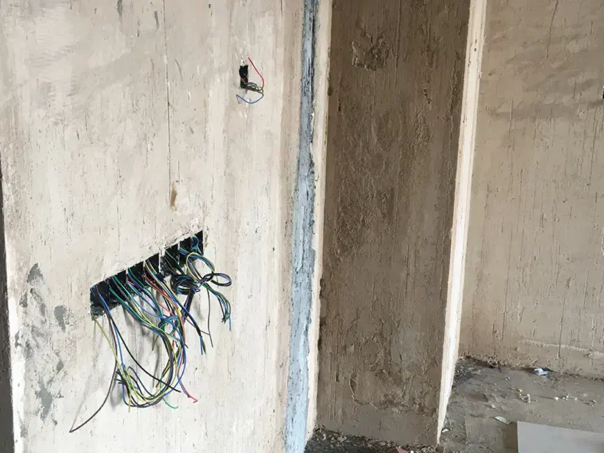 نیروی ساده و نیمه ماهر و ماهر برق در کشوری|استخدام معماری، عمران و ساختمانی|اصفهان, کوی شهید کشوری|دیوار