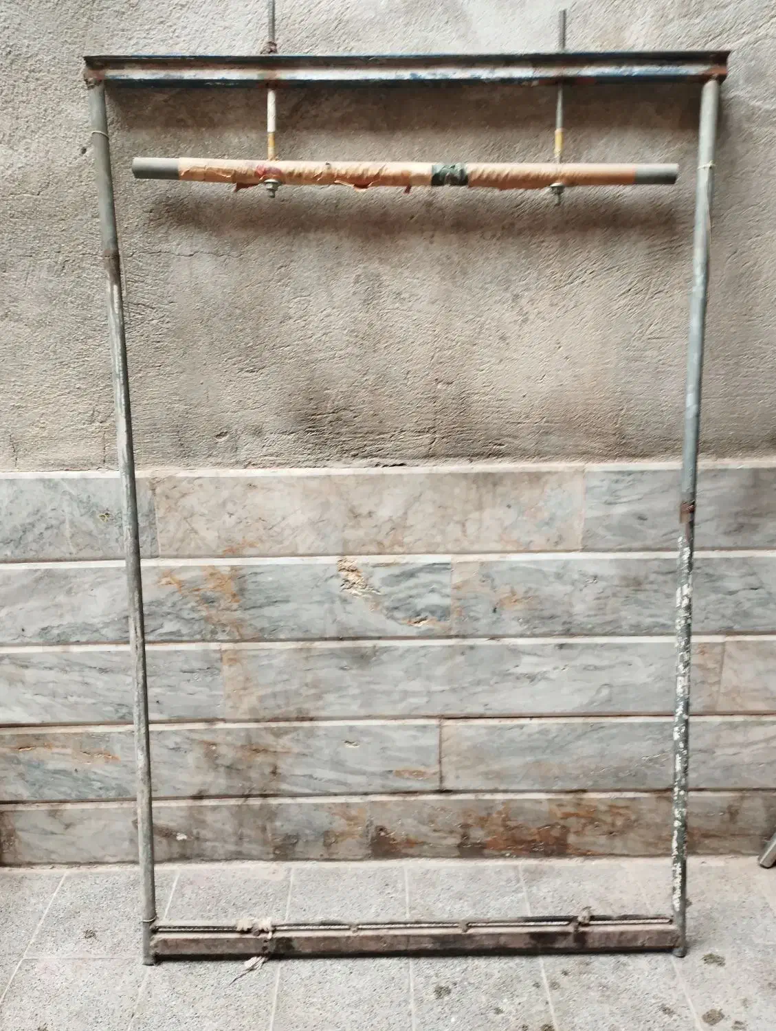 دار قالی / چارچوب قالی / کارگاه قالی|ابزارآلات|قم, مهر آباد|دیوار