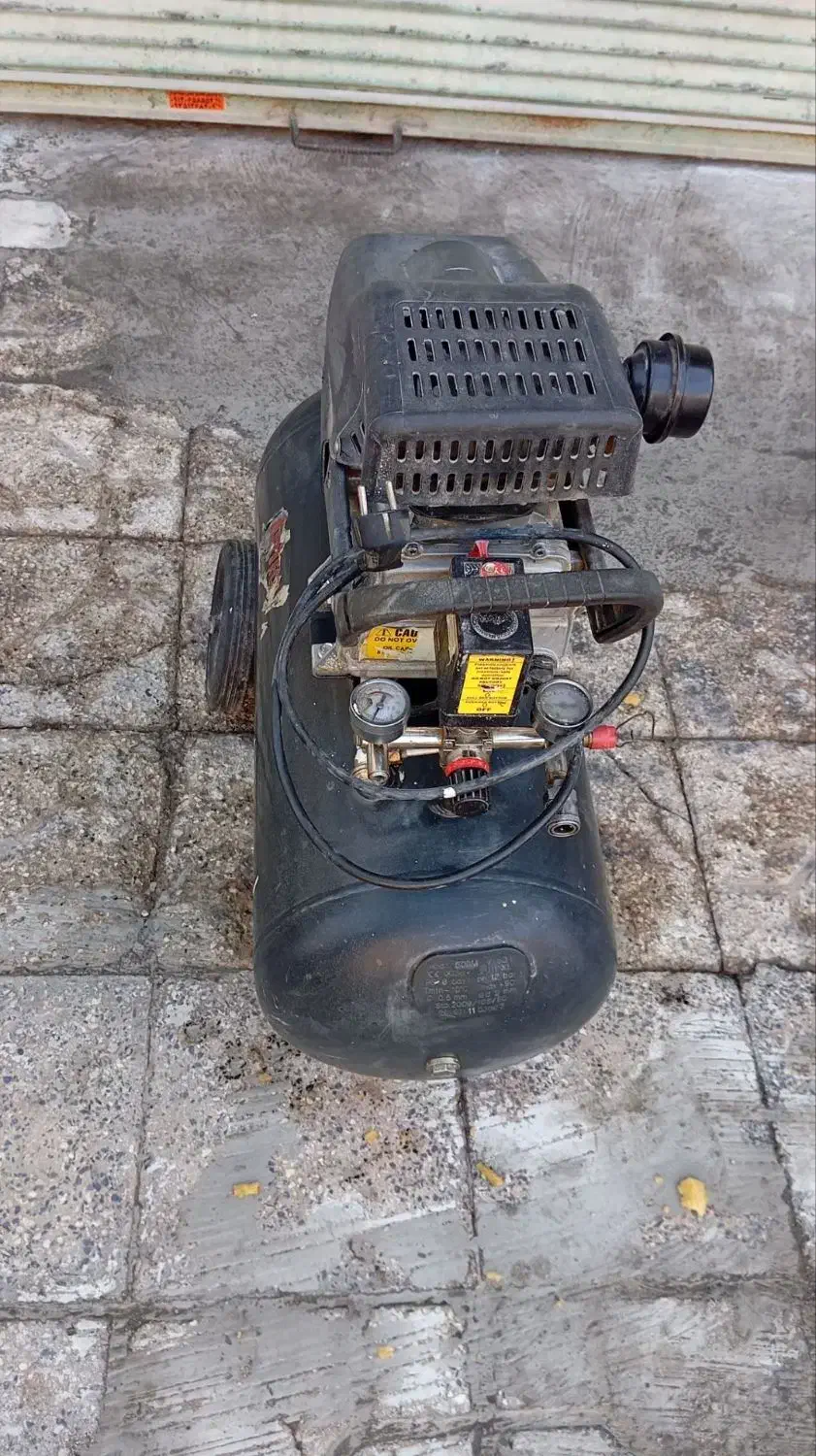 پمپ باد ۵۰ لیتری|ابزارآلات|رباط‌کریم, الارد|دیوار