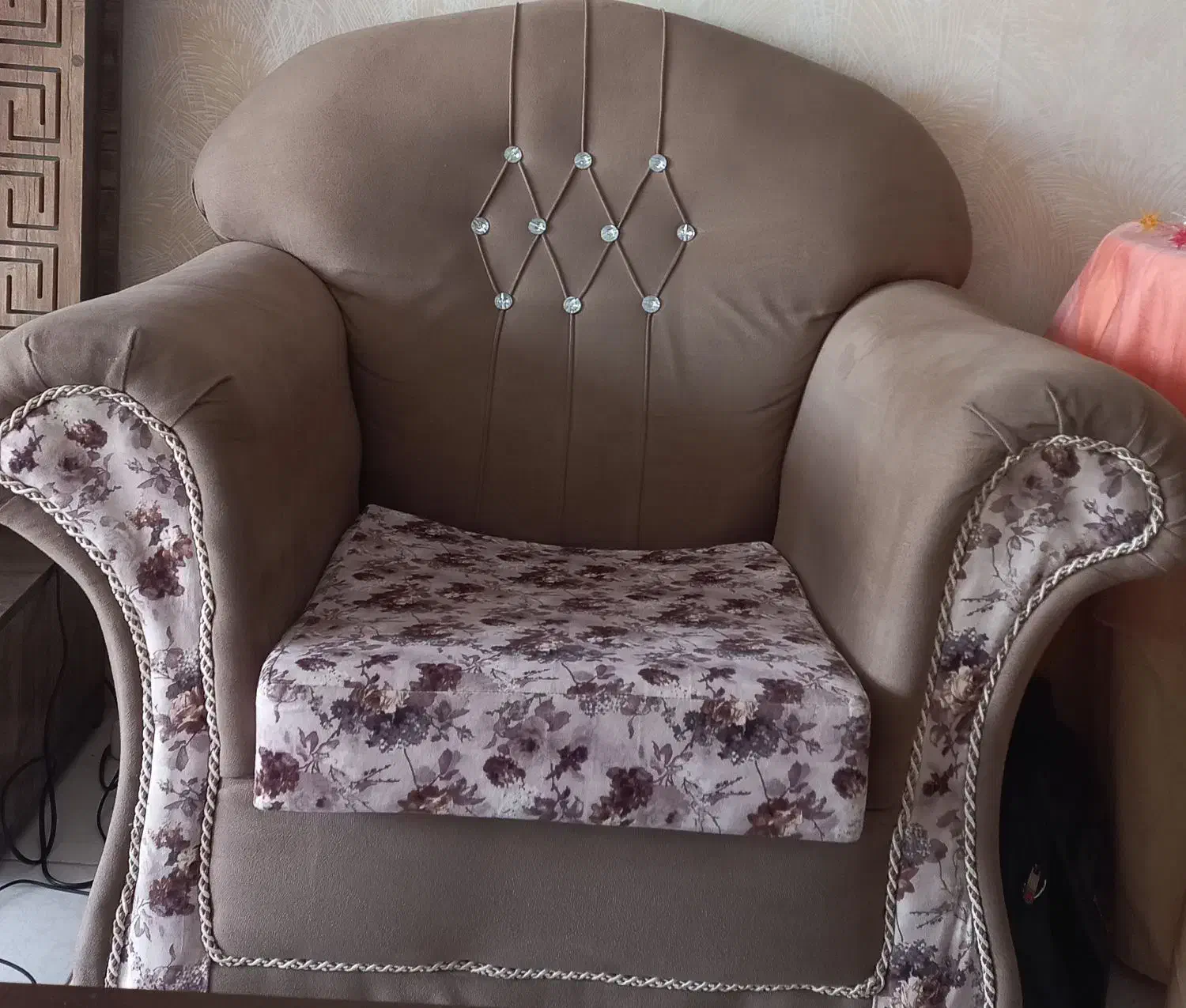 مبل راحتی 7نفره با میز وسط|مبلمان خانگی و میز عسلی|فردیس, شهرک شهید حسینی|دیوار