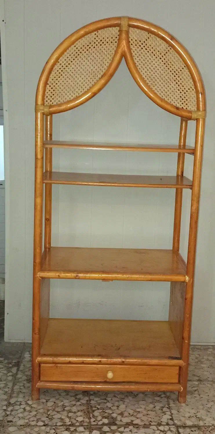 قفسه چوبی حصیری با طراحی خاص|کتابخانه، شلف، قفسه‌های دیواری|آمل, |دیوار