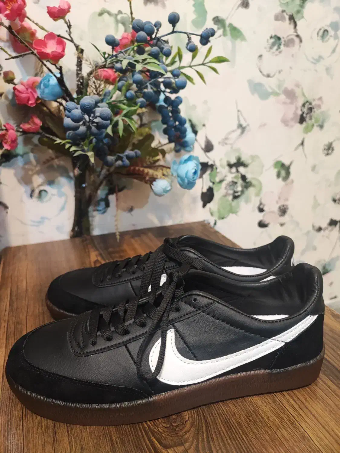 کفش کتونی نایکی با قیمت 850 هزار تومان|کیف، کفش، کمربند|رشت, لاکانی|دیوار