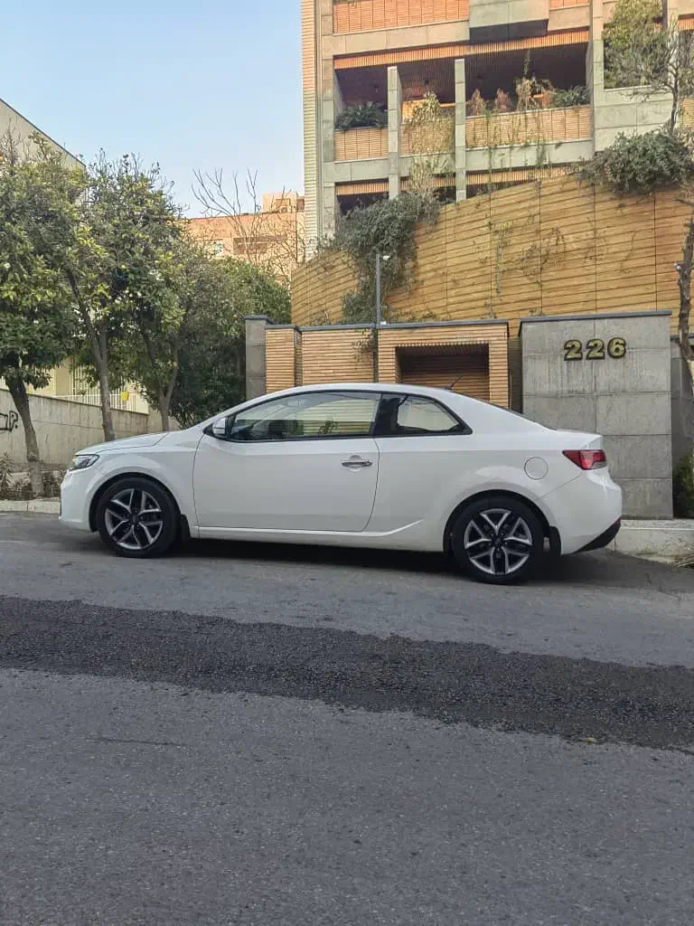 سراتو کوپه در حد صفر مدل ۲۰۱۳|خودرو سواری و وانت|شیراز, سینما سعدی|دیوار