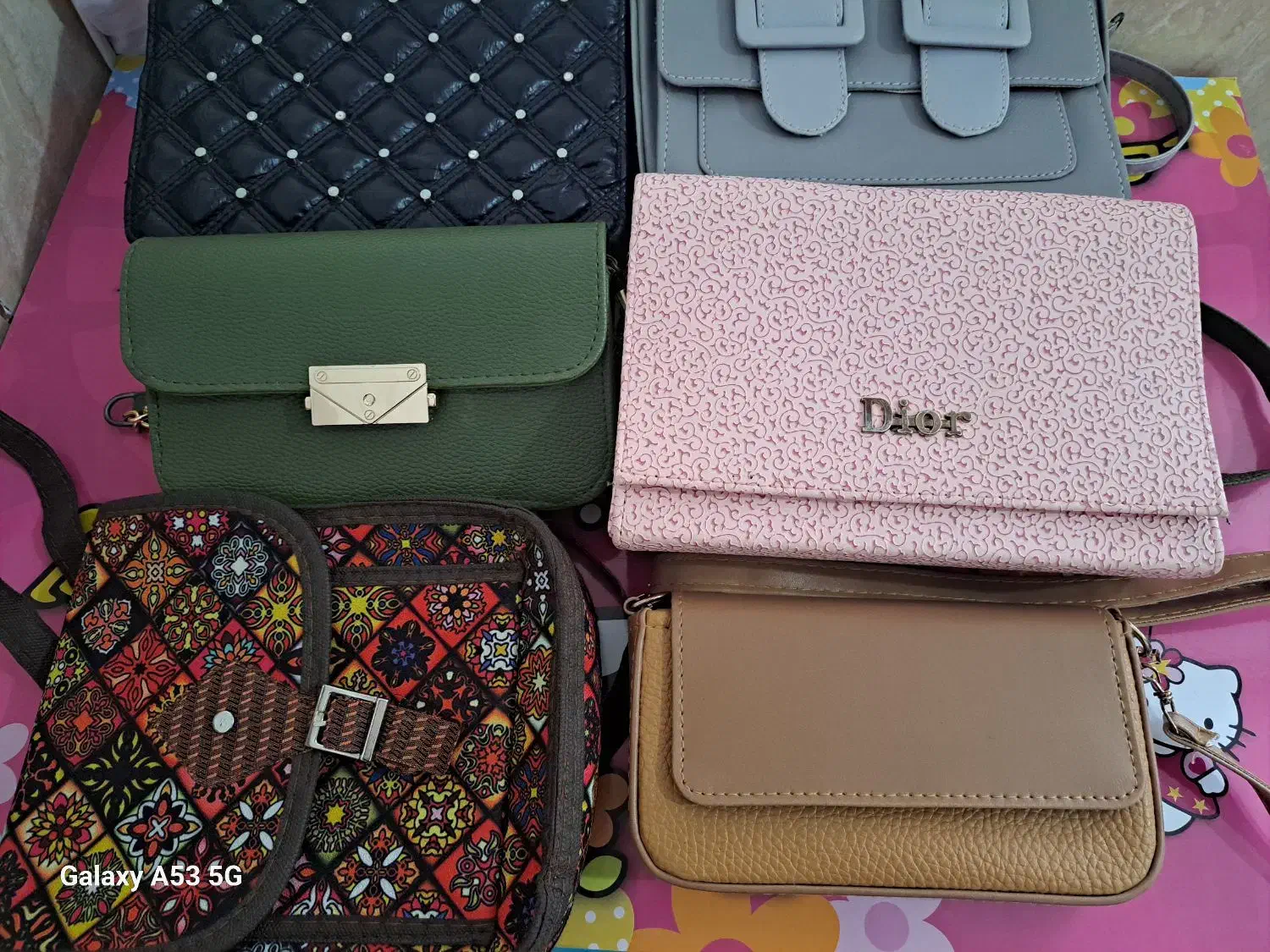 کیف|کیف، کفش، کمربند|بانه, |دیوار