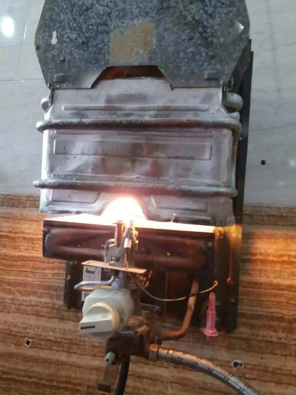 سرویس و تعمیرات ابگرمکن و بخاری در محل|خدمات پیشه و مهارت|خرمشهر, |دیوار