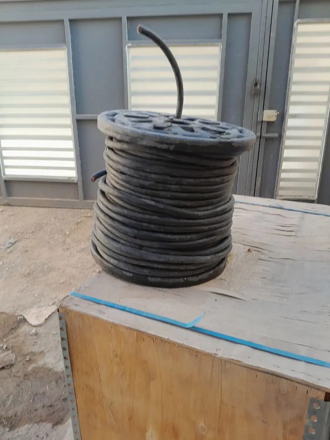 کابل ۵در۶|مصالح و تجهیزات ساختمان|اصفهان, سرچشمه|دیوار