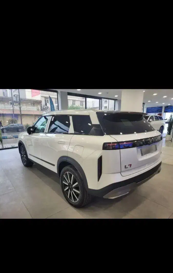 لوکانو L7 سفید صفر کیلومتر سند و پلاک مدارک آماده|خودرو سواری و وانت|شیراز, وصال|دیوار