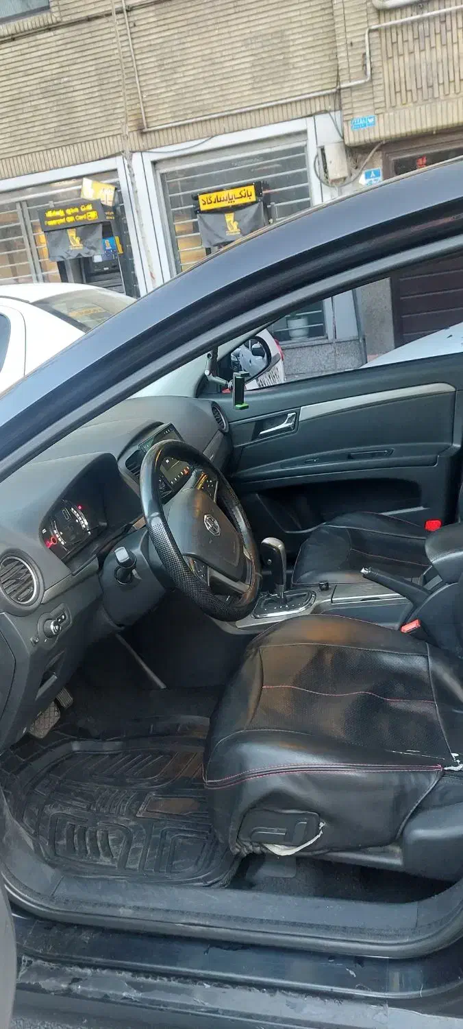 ام جی ۳۵۰|خودرو سواری و وانت|تهران, صادقیه|دیوار