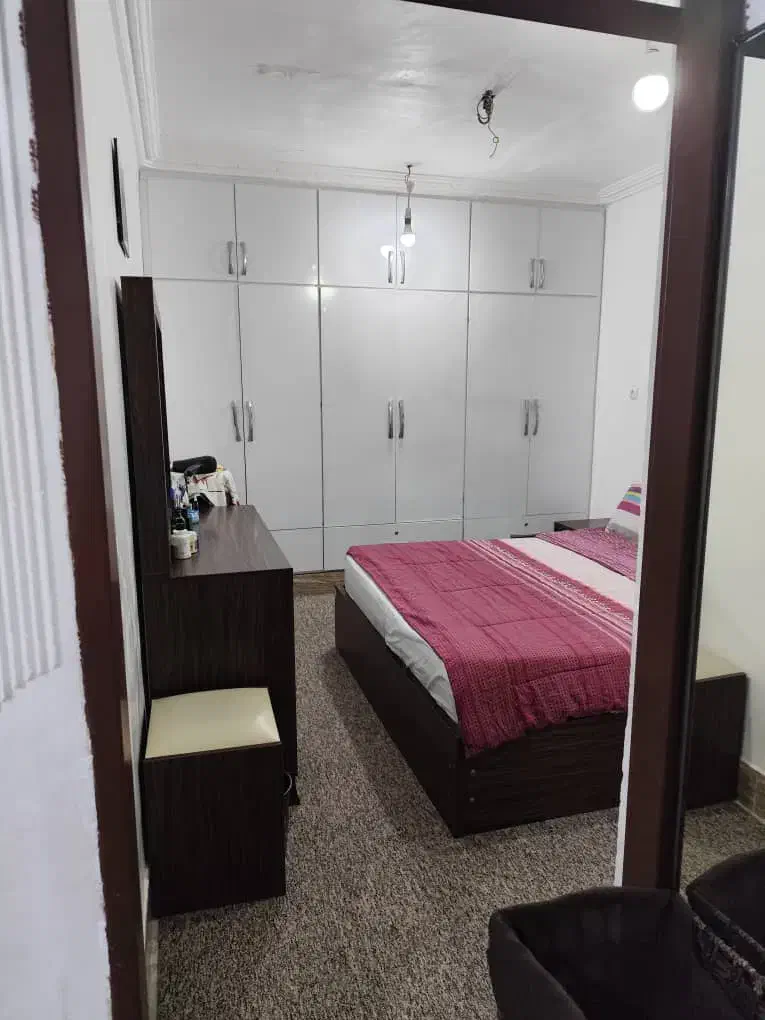 مطهری طبقه بالا ۲خواب سند تک برگ پارکینگ دار تمیز|فروش آپارتمان|امیدیه, |دیوار