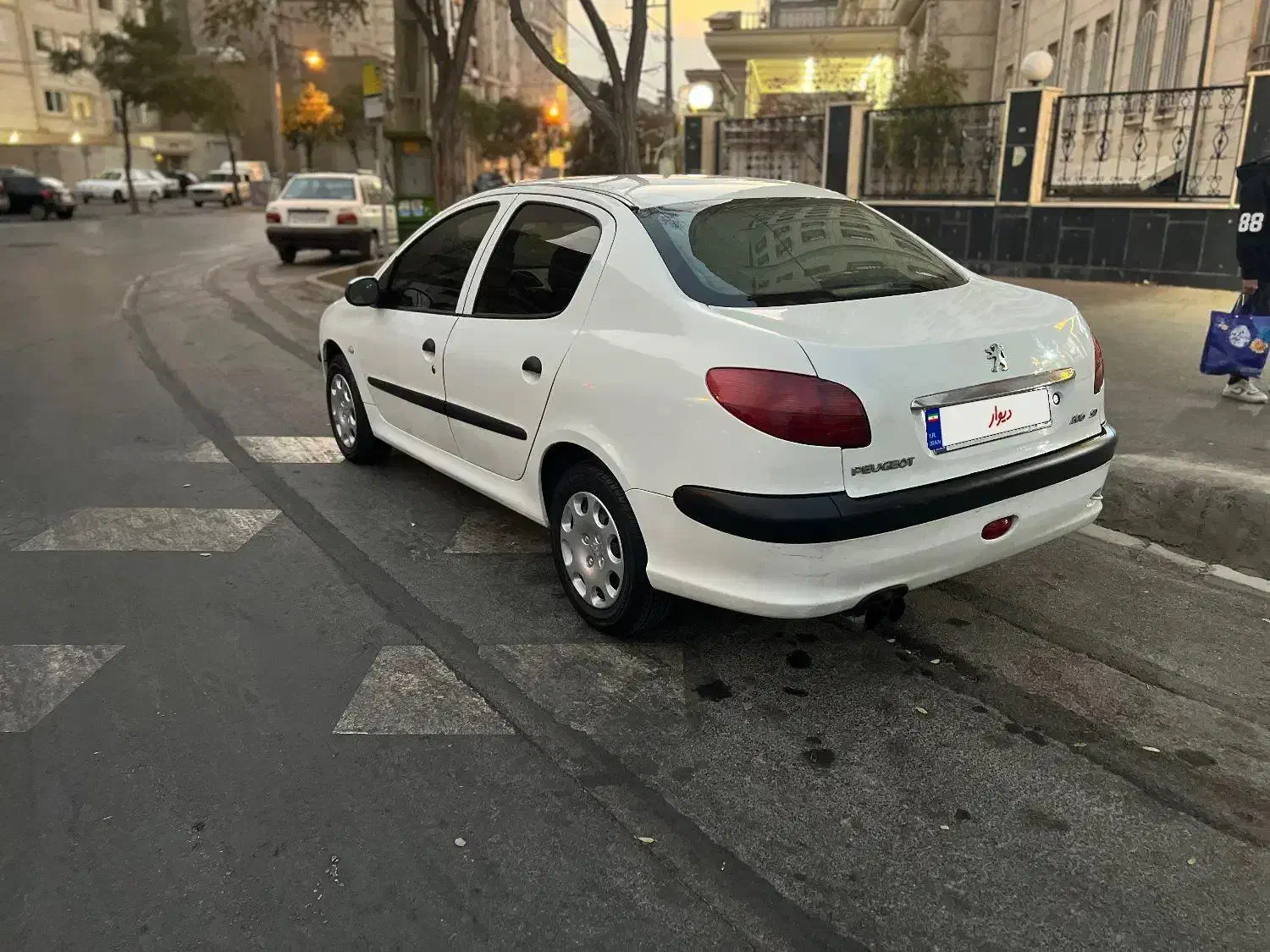 پژو sd مدل ۱۳۸۸ بدون رنگ|خودرو سواری و وانت|اراک, |دیوار