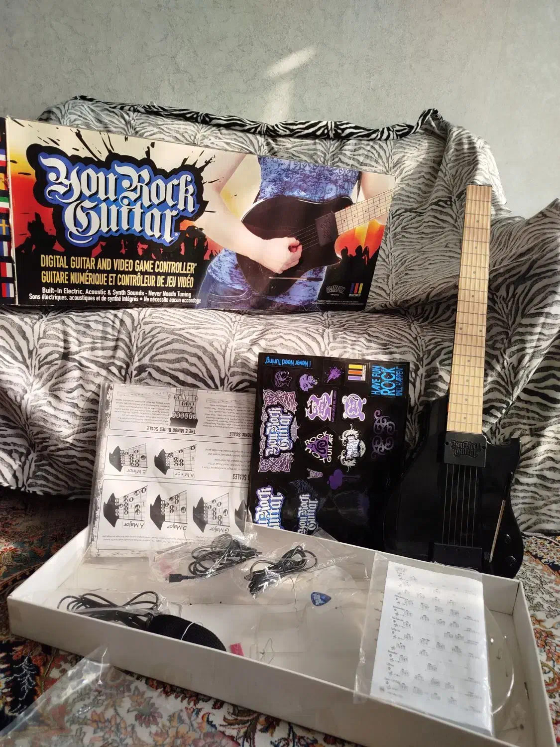 گیتار دیجیتالی مارک you ruk|گیتار، بیس، امپلیفایر|تهران, علم و صنعت|دیوار