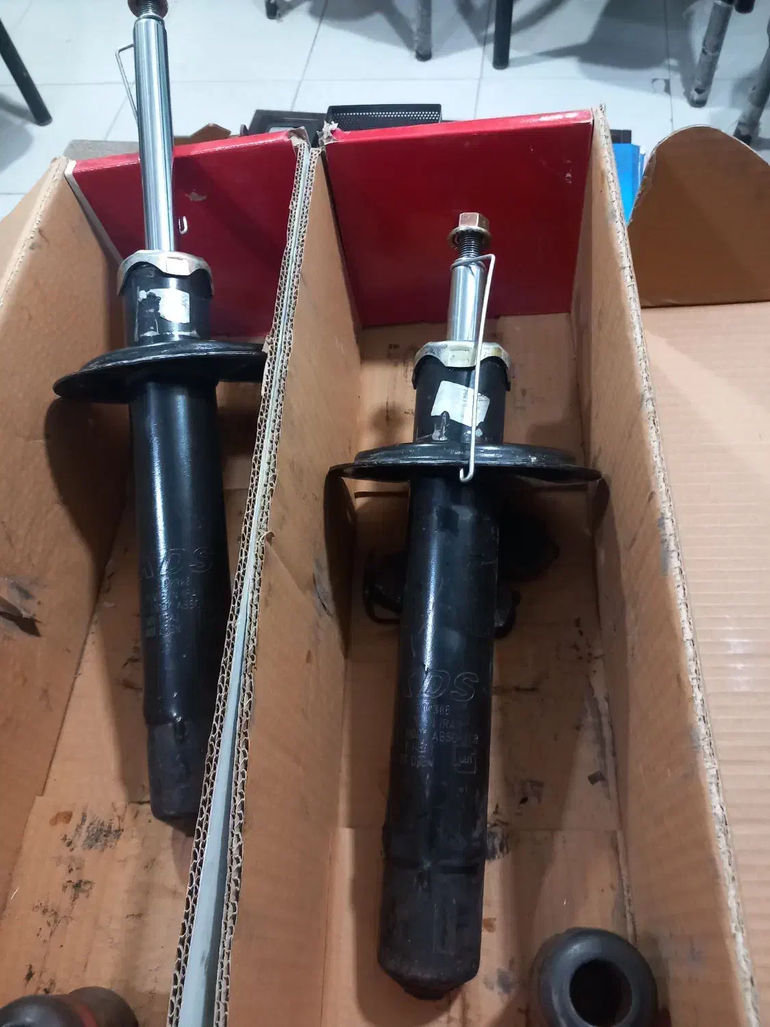 کمک با فنر ۴عدد نو کارنرککرده پژو|قطعات یدکی و لوازم جانبی|محمدشهر, محمدشهر|دیوار