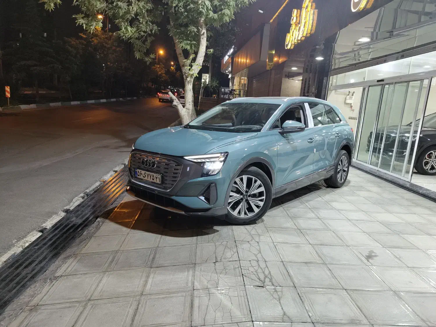 آئودی Q5 ای ترون تیپ ۱مدل 2024|خودرو سواری و وانت|تهران, تهرانپارس شرقی|دیوار