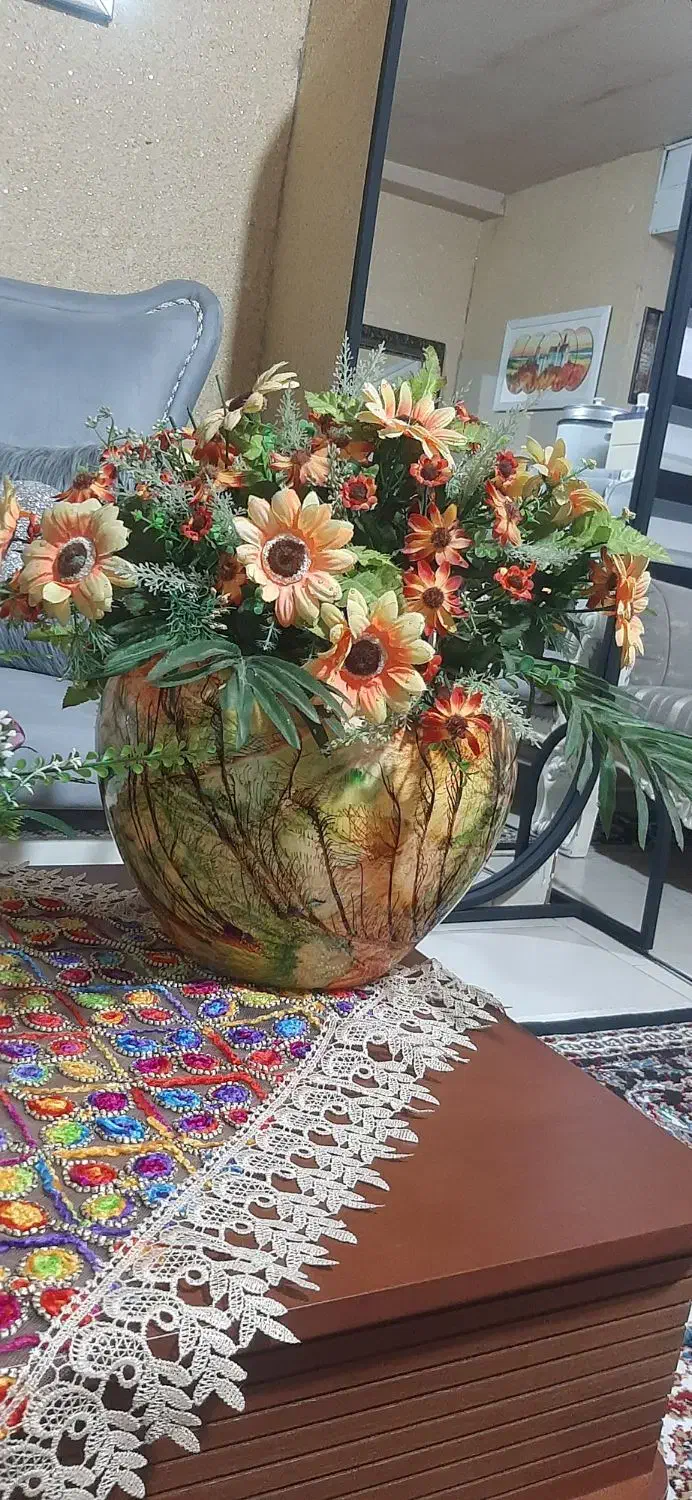 گل با گلدان|گل مصنوعی|پیشوا, |دیوار