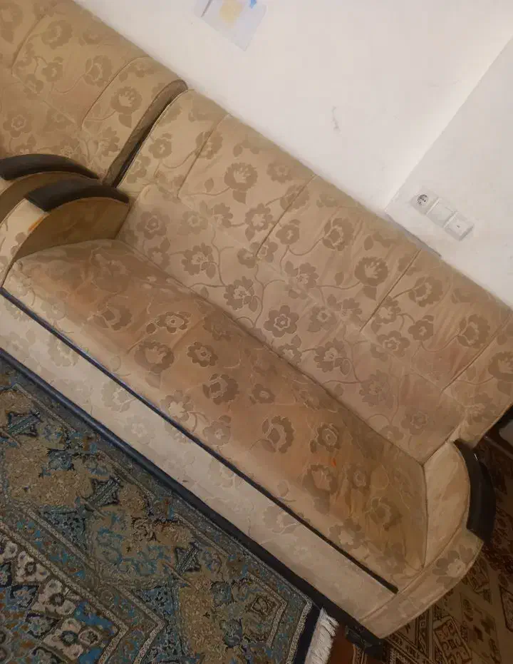 مبل|مبلمان خانگی و میز عسلی|گلبهار, شهر جدید گلبهار|دیوار