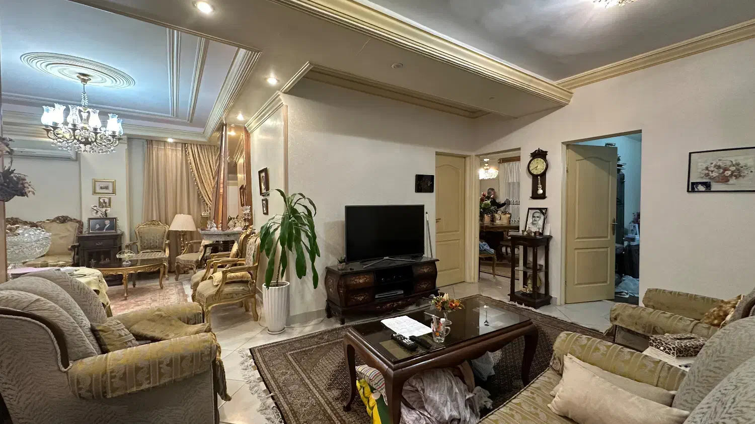 ۱۴۵متر۳خواب بزرگ/۲بالکن ویودار/طبقه۸برج کوی فراز