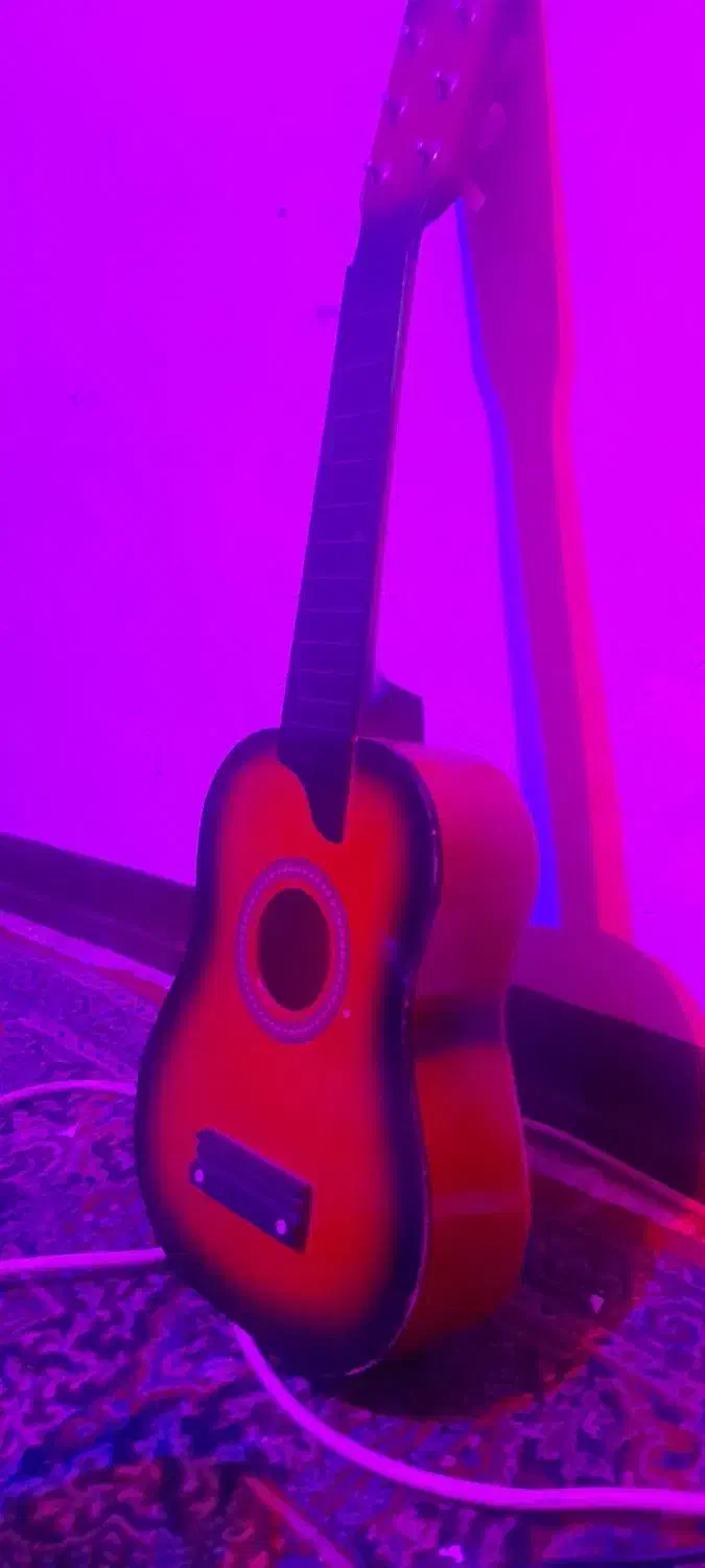 گیتار سایز کوچیک|گیتار، بیس، امپلیفایر|تهران, هلال احمر|دیوار