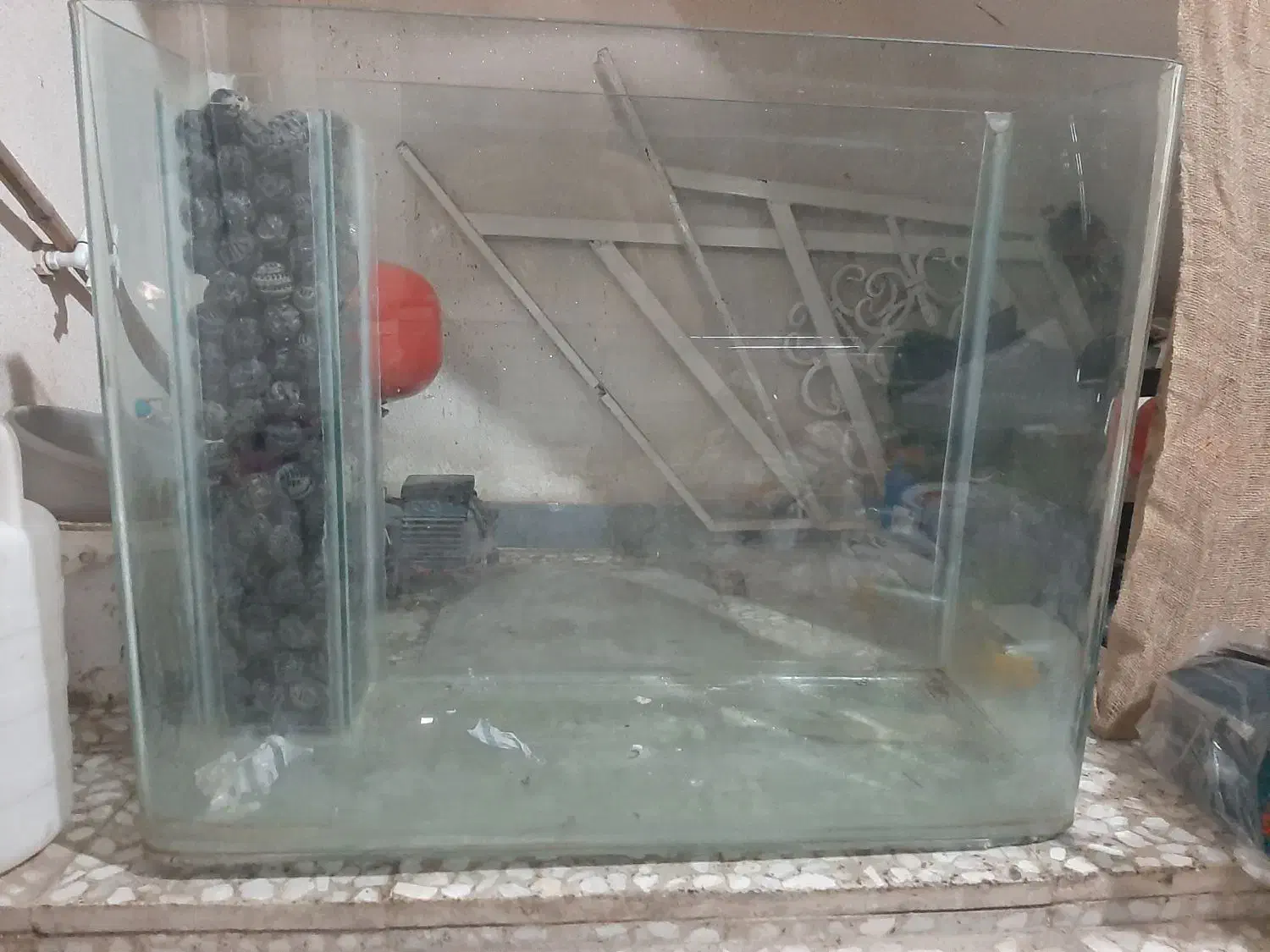 میز تلویزیون و آکواریوم|میز تلویزیون|لاهیجان, لاشیدان|دیوار