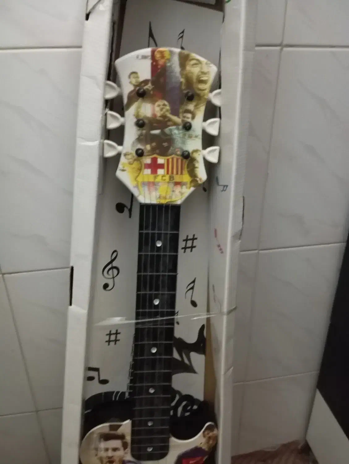 گیتار اسباب بازی نو|اسباب‌‌بازی|شاهین‌شهر, گزبرخوار|دیوار