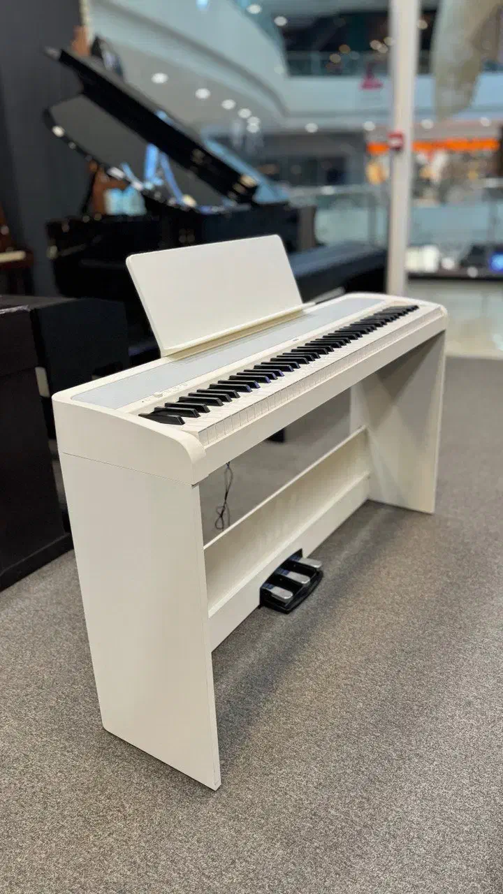 پیانو دیجیتال KORG|پیانو، کیبورد، آکاردئون|اصفهان, راه آهن|دیوار