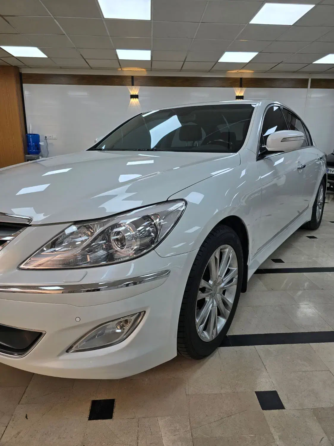 هیوندای جنسیس ۲۰۱۳ کم کار در حد|خودرو سواری و وانت|تهران, شهرک پرواز|دیوار