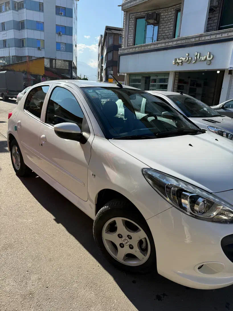 ۲۰۷سقف فلز ۱۴۰۳ بی رنگ|خودرو سواری و وانت|نشتارود, |دیوار