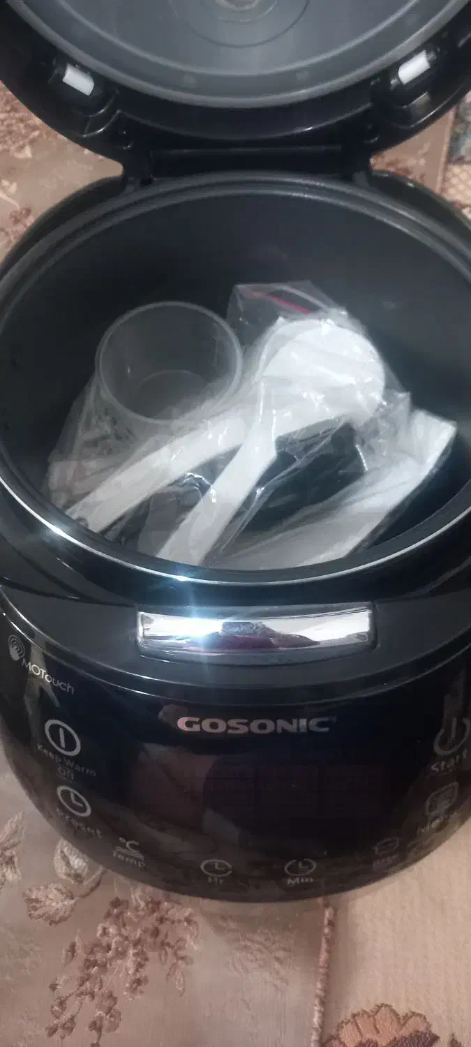 چهار قلم وسایل خونه مال جهیزیه بوده نونو|سایر لوازم برقی|بروجرد, |دیوار