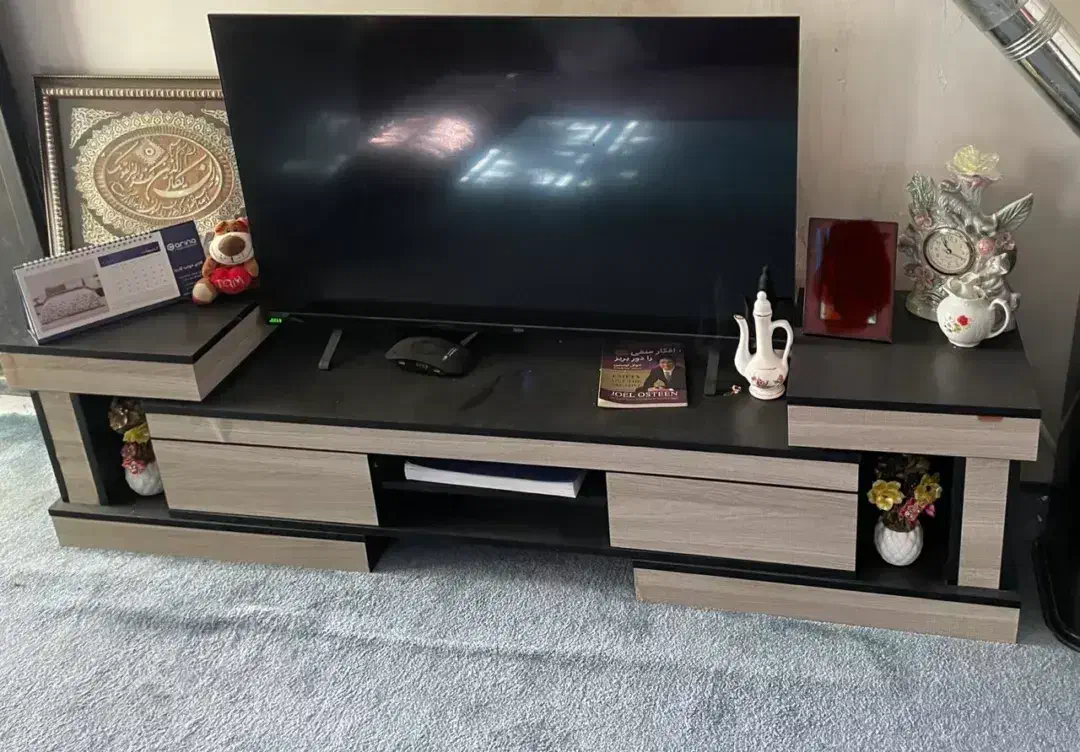 بخاری اتاق خواب و میز تلویزیون. فقط میز|بخاری، هیتر، شومینه|کوهسار (البرز), |دیوار