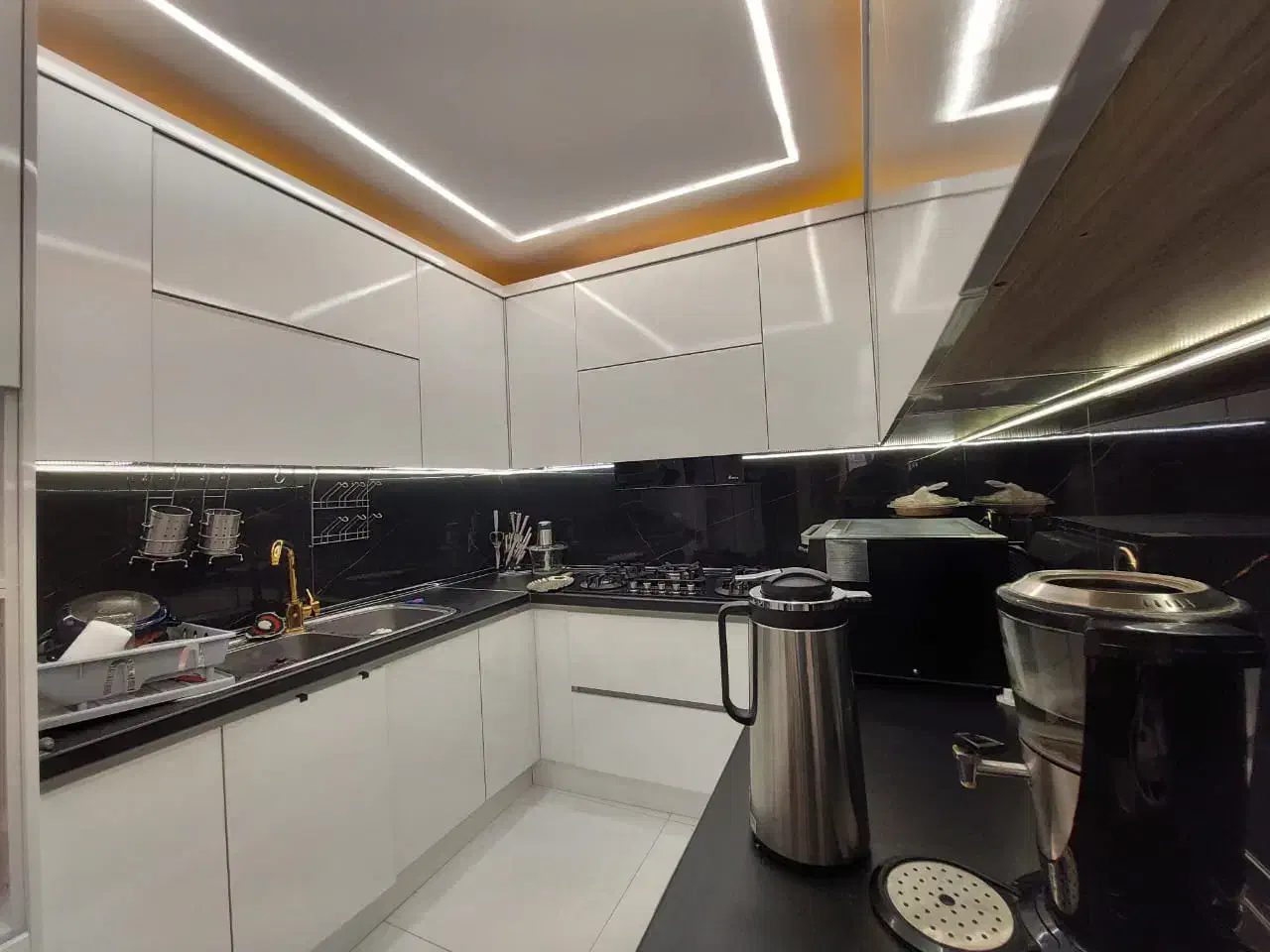 ۸۰متر/۲خواب/فولبازسازی/سالن پردهخور/سند شخصی|فروش آپارتمان|تهران, جنتآباد شمالی|دیوار