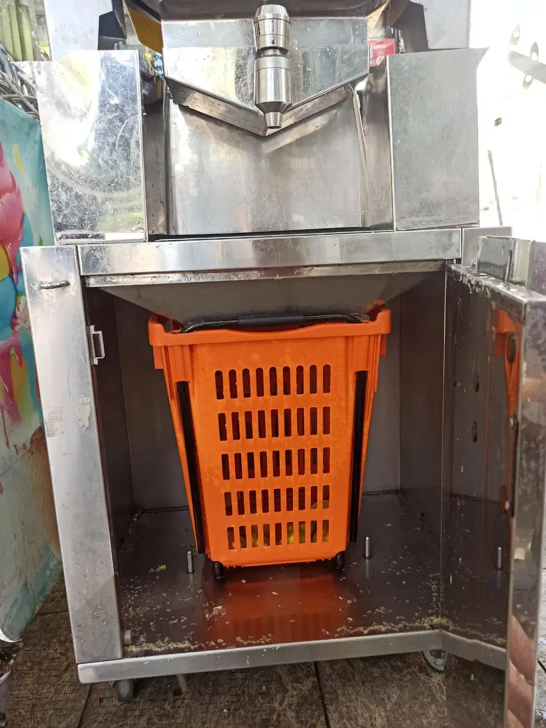 اب پرتغال گیر زومکس اسپانیا|آبمیوه‌گیر و آب‌مرکبات‌گیر|خرم‌آباد, |دیوار