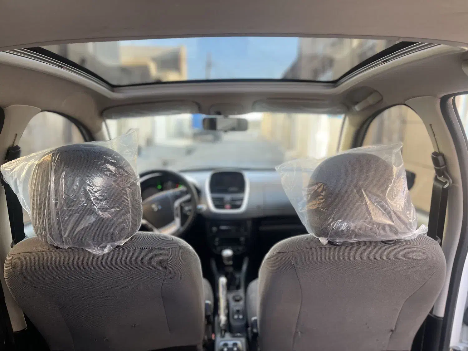 پژو ۲۰۷ پاناروما|خودرو سواری و وانت|بروجرد, |دیوار