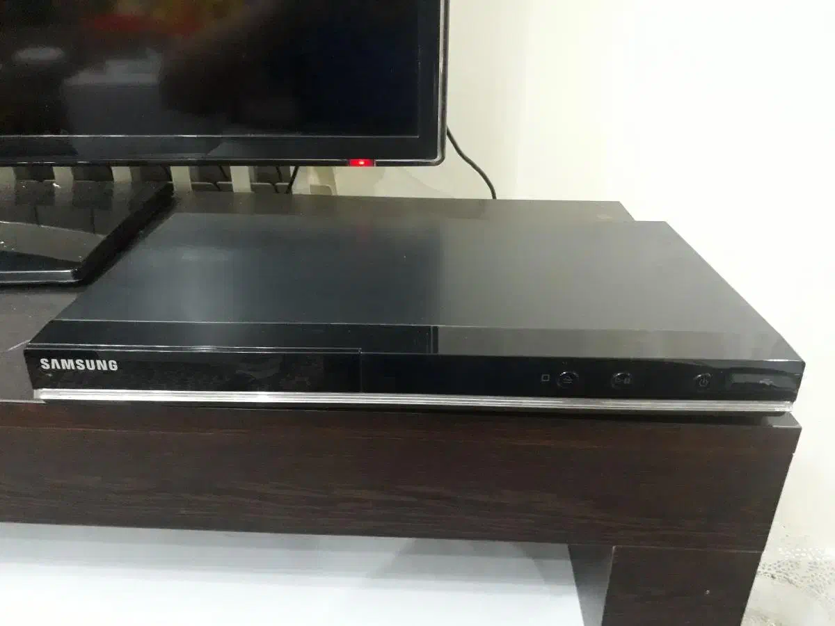 دستگاه بلوری سامسونگ|پخشکننده DVD و ویدیو|خرمآباد, |دیوار