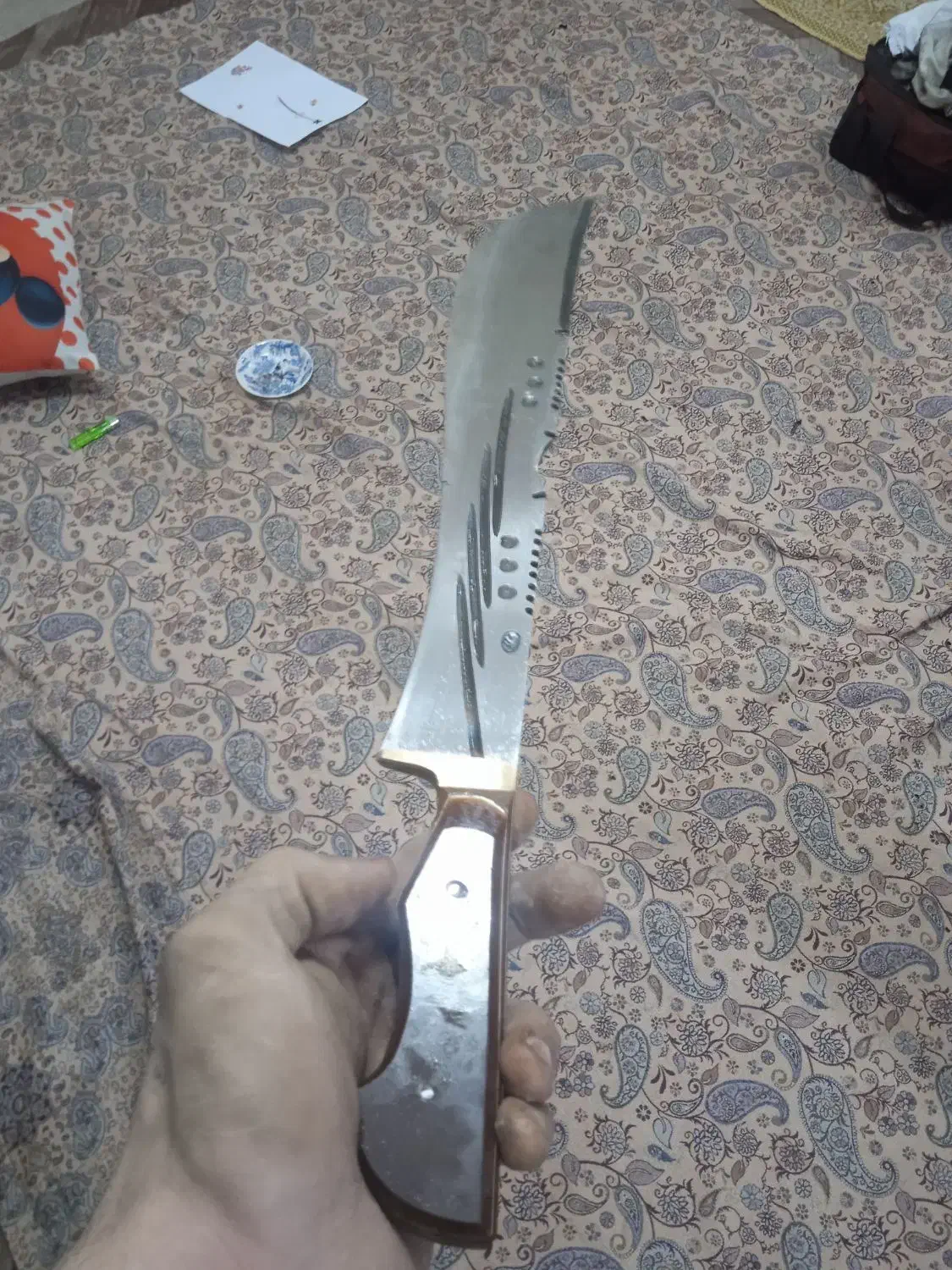 چاقو بامبو|کلکسیون اشیاء عتیقه|قدس, شهر‌قدس|دیوار